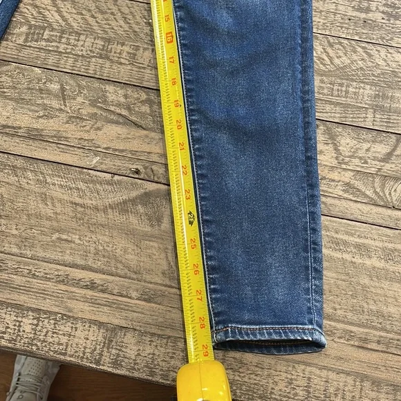 💙NWOT Am Eagle Super stretch Butter Soft lightly distressed Jegging Jeans 💙 - Picture 9 of 9